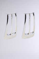 BUCKLE UP EARRING