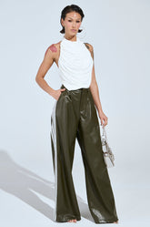 DAY TIME LOVIN TROUSER IN OLIVE