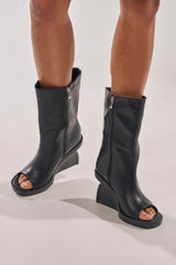 AZALEA WANG NOLIA BLACK NOVELTY WEDGE BOOTIE