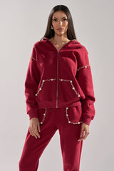 COZY HOLIDAY PEARL SWEATSHIRT IN BURGUNDY