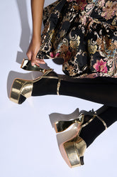 AZALEA WANG TAMASKA GOLD CHUNKY SANDAL