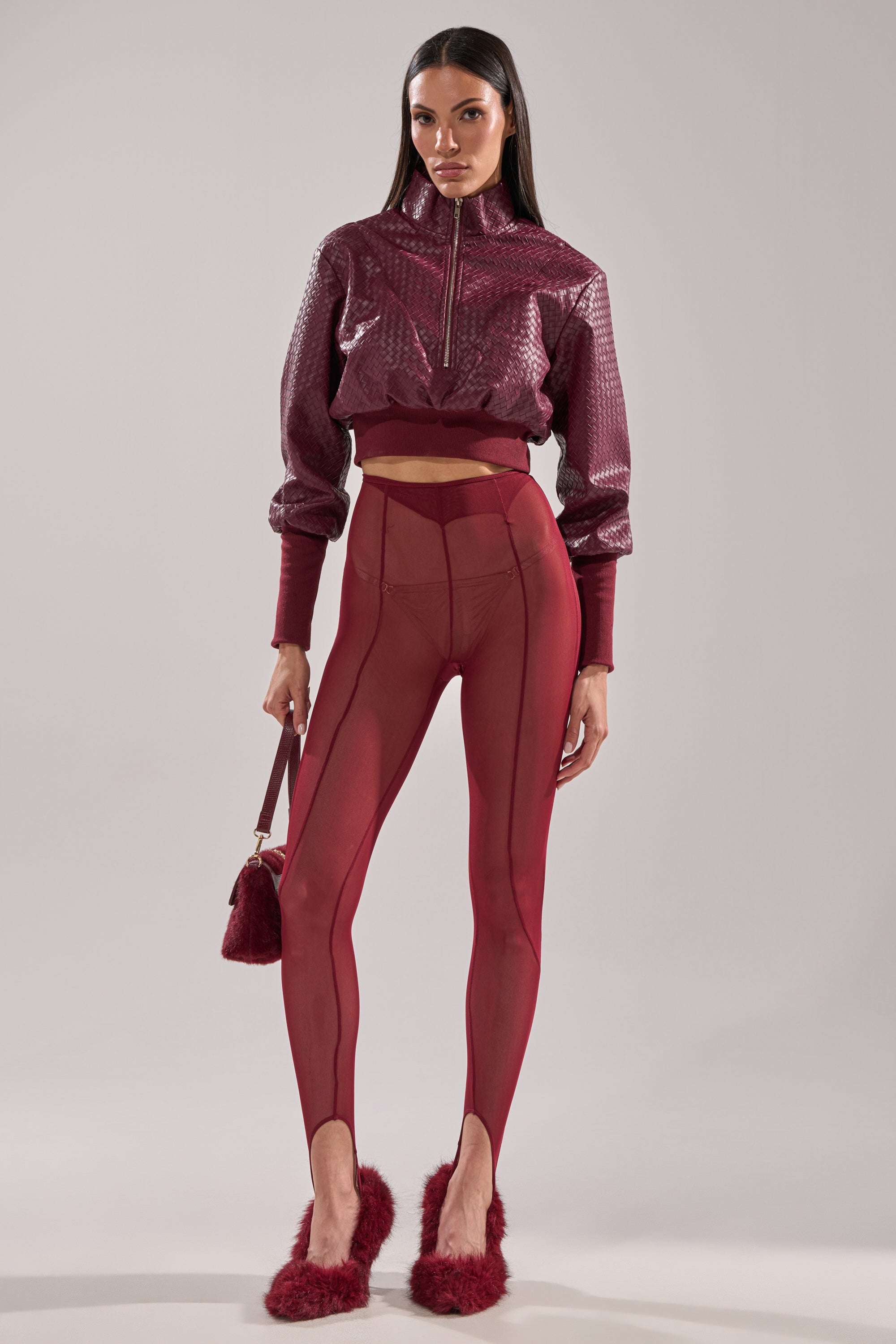 BALLET GIRL STIRRUP LEGGING IN BURGUNDY