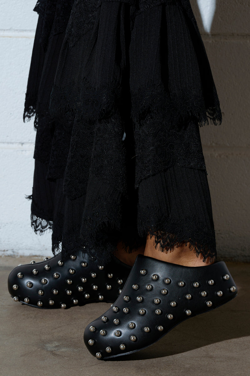 AZALEA WANG DARWIN STUD FLAT CLOG IN BLACK