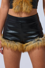 DONT TOUCH SHORT WITH FUR TRIM