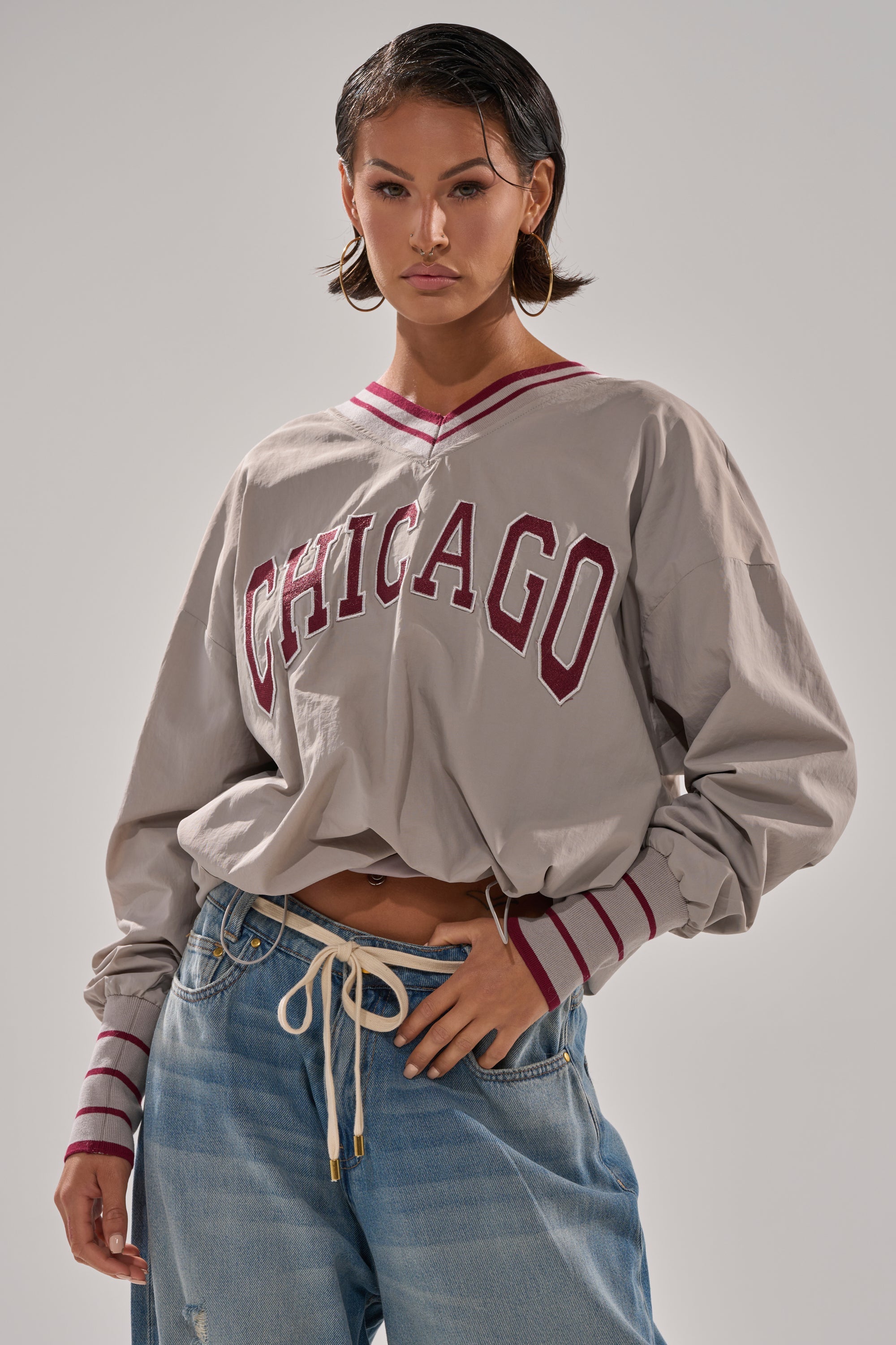 CHICAGO V-NECK SWEATSHIRT