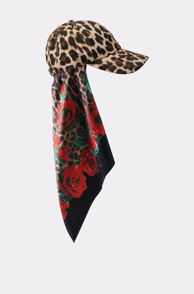 DOLCE LOVE HAT AND SCARF