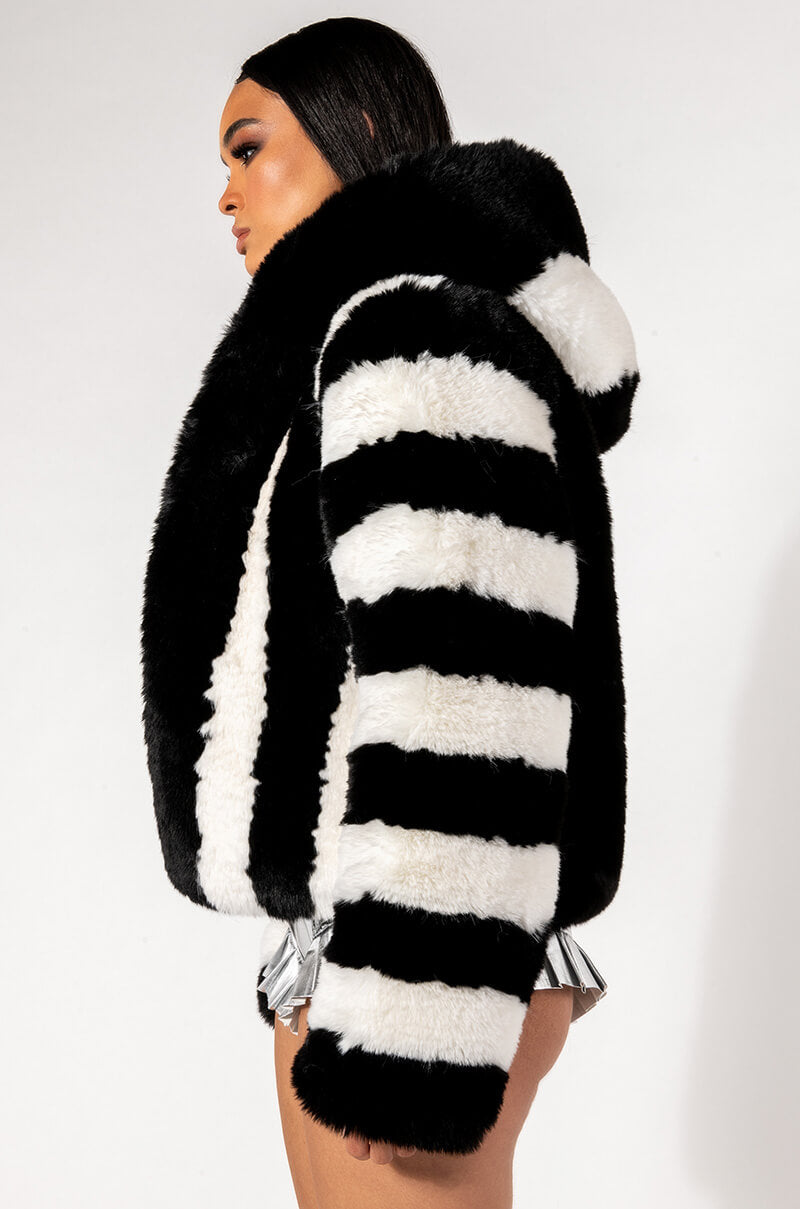 AZALEA WANG BDUBS FUR JACKET WITH HOOD