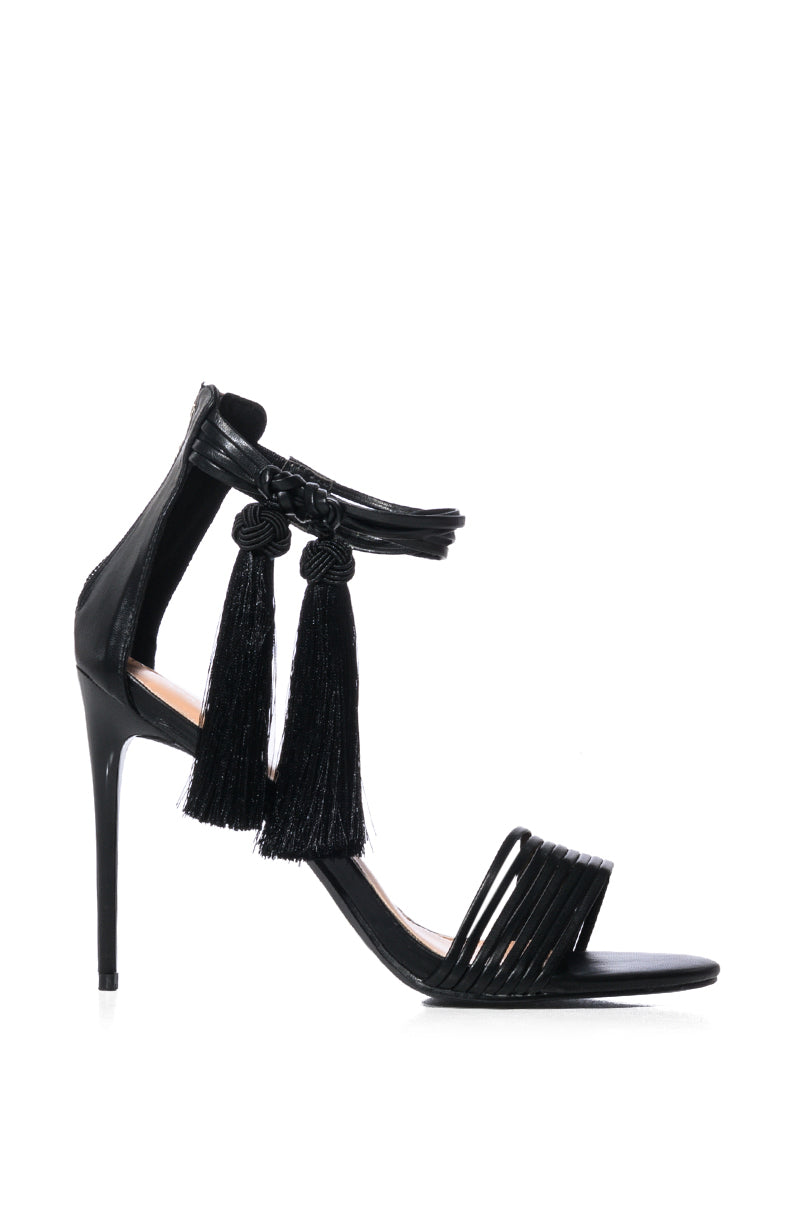 AZALEA WANG CHAI TASSEL DECOR SANDAL IN BLACK