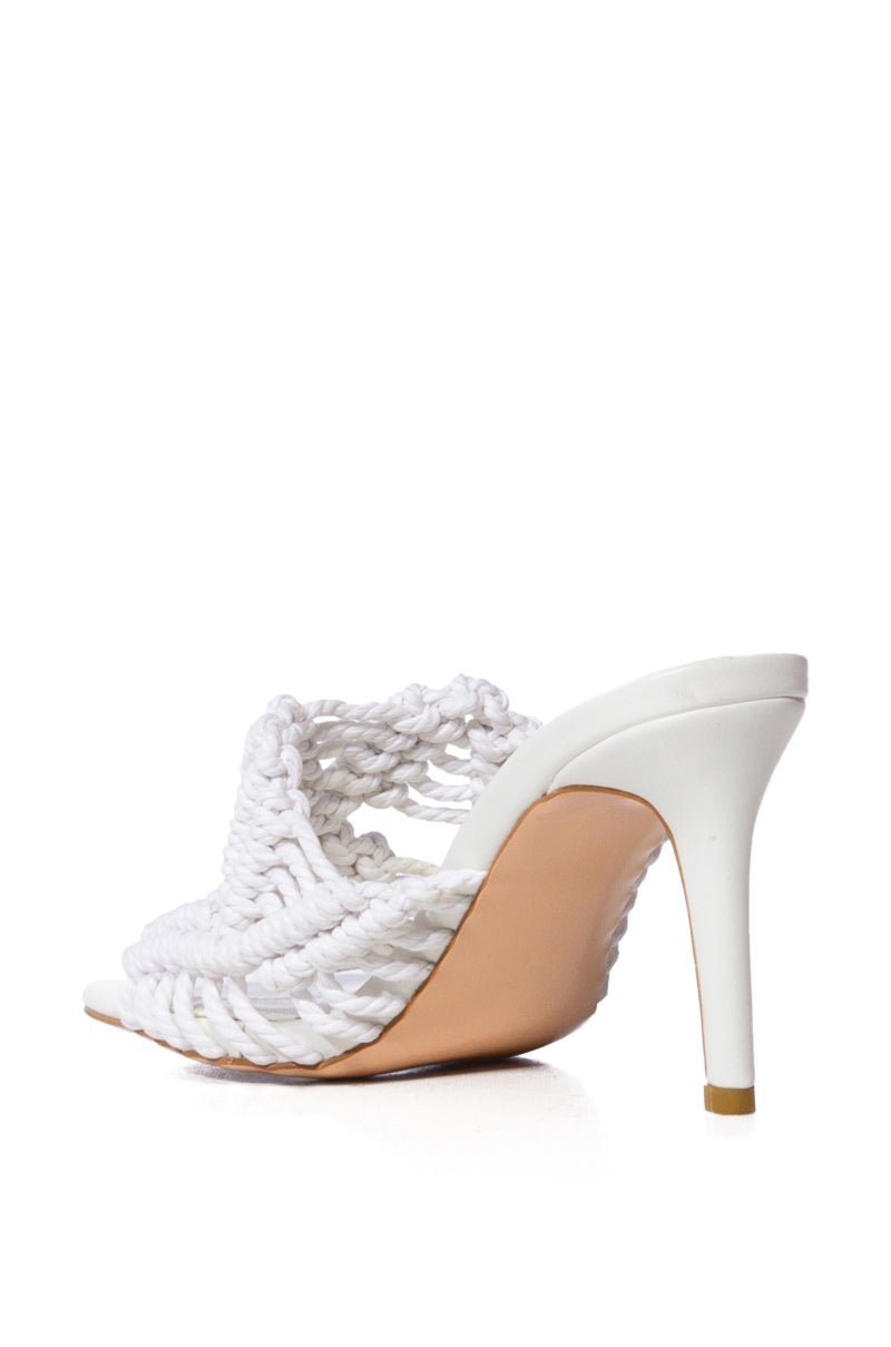 AZALEA WANG ASTER ROPE WOVEN SANDAL IN WHITE