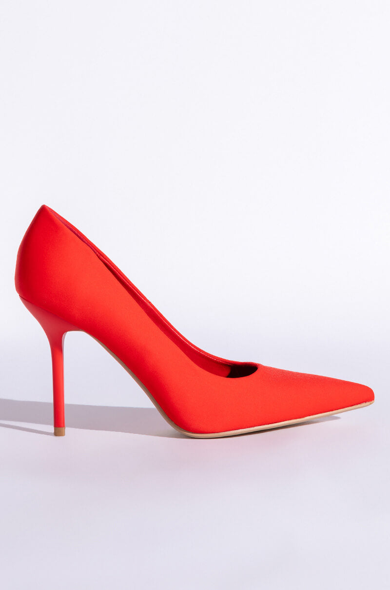AZALEA WANG BRYNN STILETTO PUMP IN RED