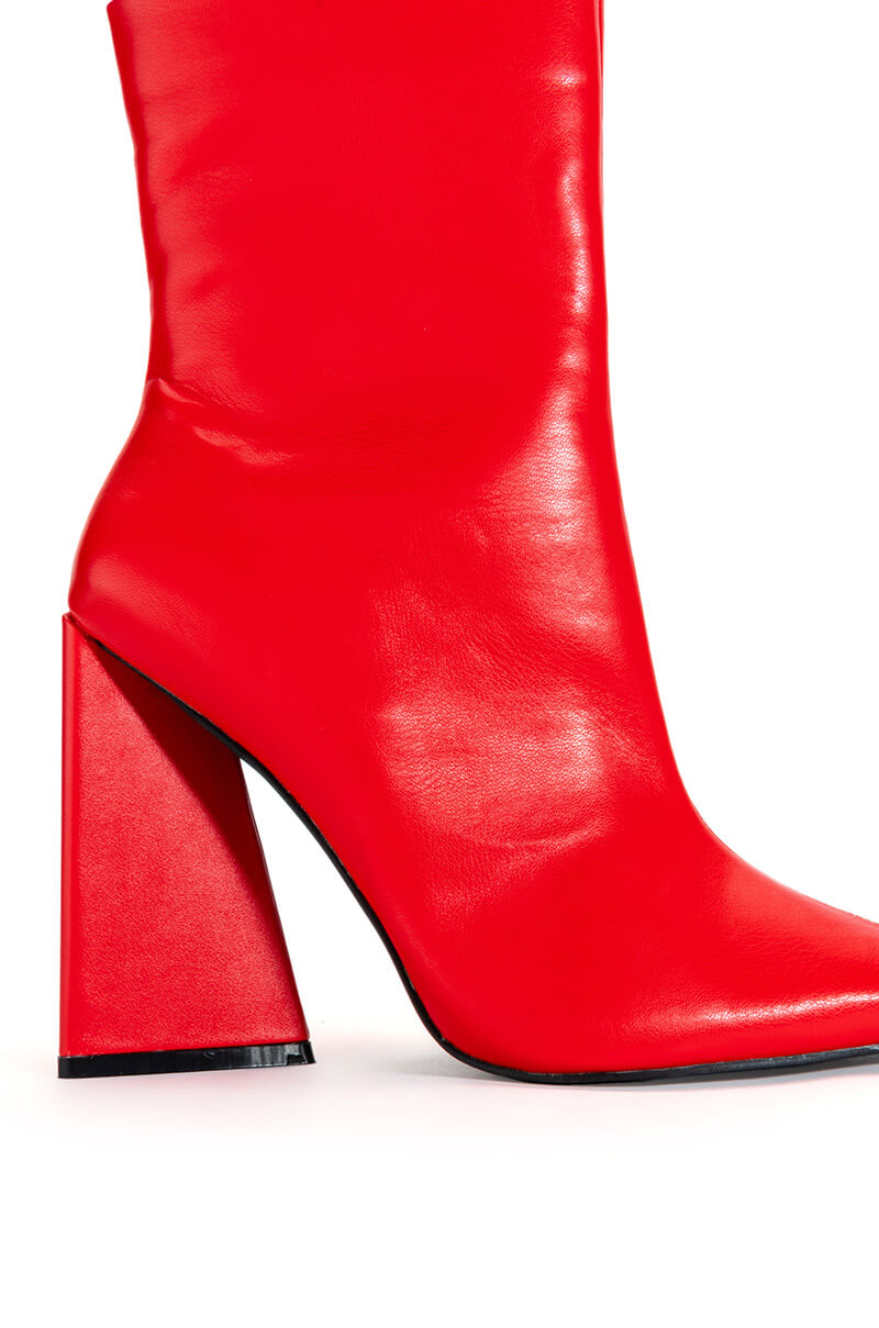 AZALEA WANG ATICA CHUNKY PU BOOTIE IN RED