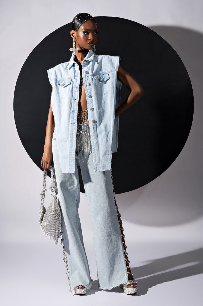 COVERED IN DIAMONDS RELAXED JEANS