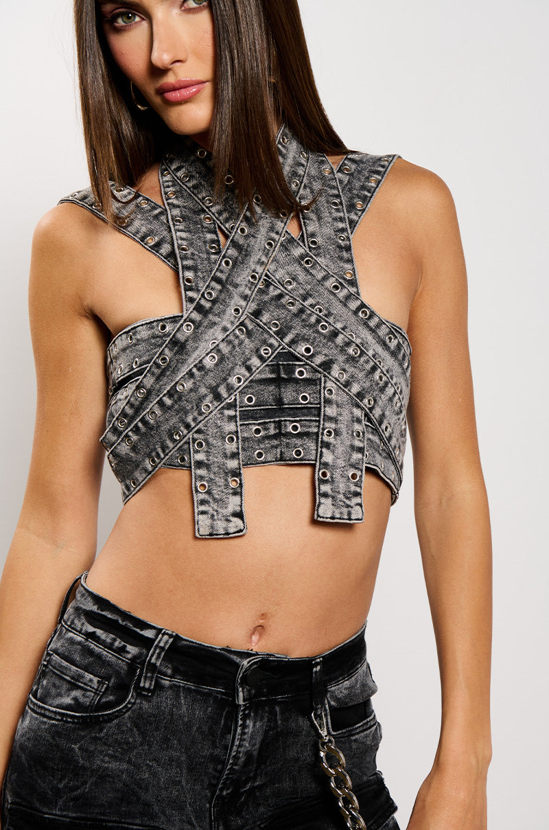 DONITA DENIM HALTER NECK CROP TOP